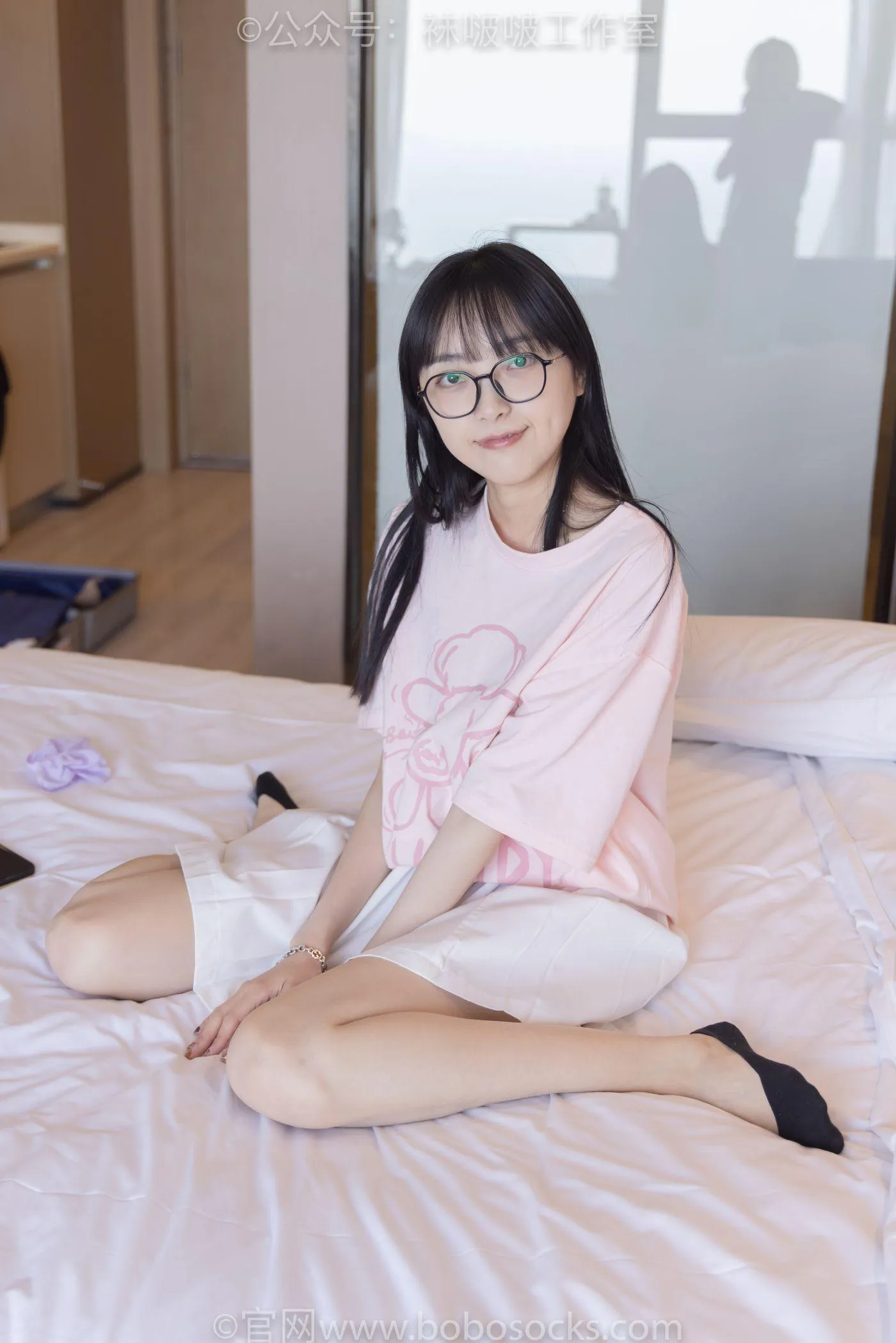 [BoBoSocks袜啵啵]NO.091 稚予-板鞋、淡粉色船袜、黑色船袜、裸足 [148P]插图5